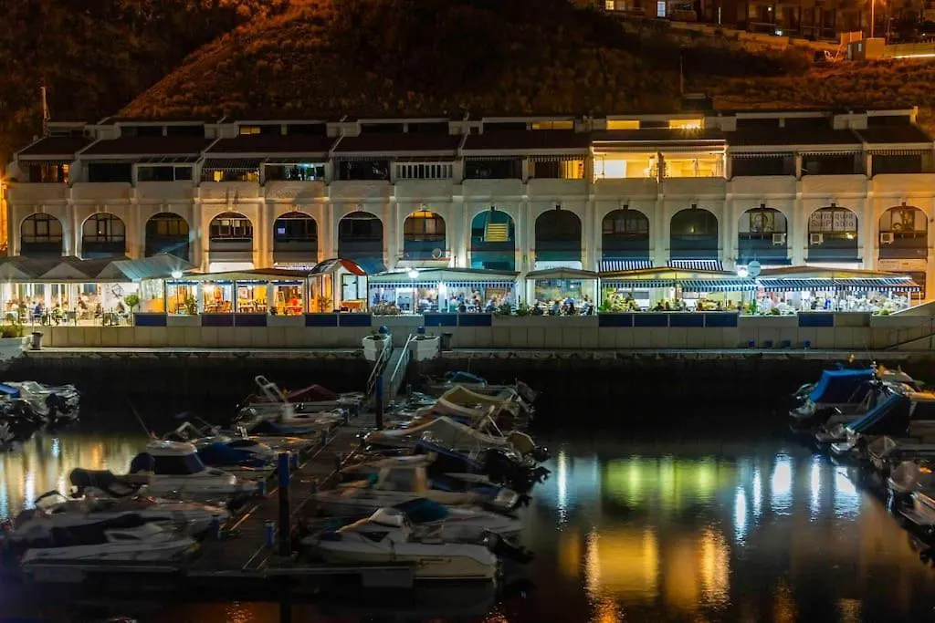 דירות Radazul Seafront Marina 9 0*,  ספרד